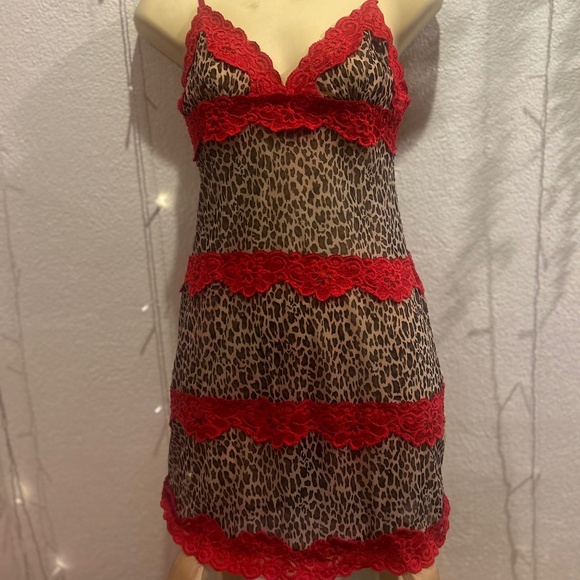 Slip/ nightgown - Picture 1 of 1